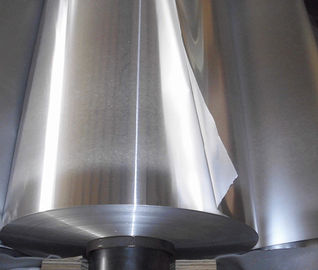 China Riesige Aluminiumfolie-Rolle H22 Rolls für Dekoration Sgs-Standard fournisseur