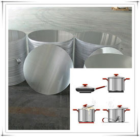 China Warm gewalzter Aluminiumkreis mit Legierung 1050 1100 1060 3003 für Aluminiumkochgeschirr fournisseur