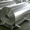 China Warm gewalztes dünnes Aluminiumblatt/Spulen mit hölzernem Paletten-Paket distributeur